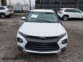 2021 Chevrolet TrailBlazer LT with VIN KL79MPS29MB104593, listed as a IAAI auction lot 41797399 with 49,097 mi miles. Bid and sale history available at carsss.com. Image 12.