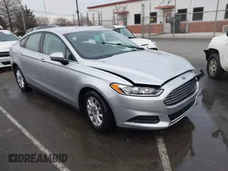 2015 Ford Fusion S with VIN 3FA6P0G79FR262395, listed as a IAAI auction lot 41751742 with 93,163 mi miles. Bid and sale history available at carsss.com. Image 1.