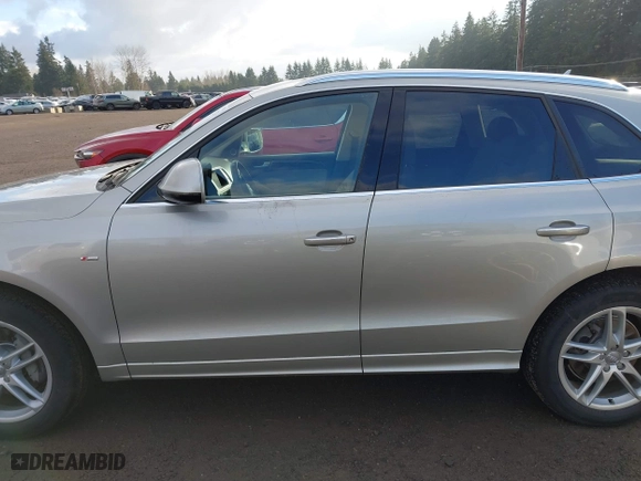 2015 Audi Q5 Premium Plus with VIN WA1DGAFP5FA127363, listed as a IAAI auction lot 41361233 with 112,555 mi miles. Bid and sale history available at carsss.com. Image 14.
