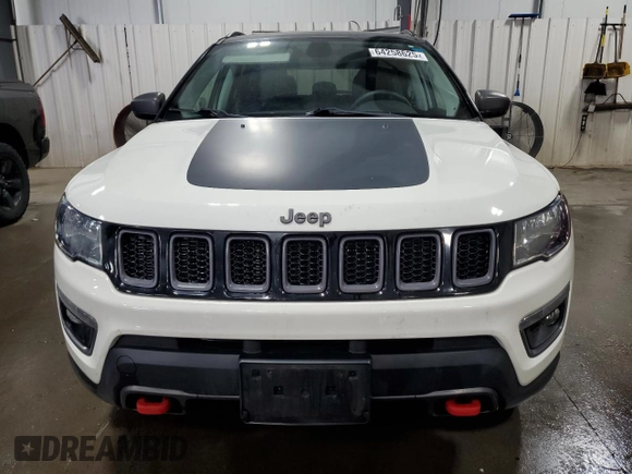 2019 Jeep Compass Trailhawk z VIN 3C4NJDDBXKT619295, wystawiony jako Copart lot #64258625 z przebiegiem 84 916 mil mil oraz Szkoda całkowita • Salvage title. Historia ofert i sprzedaży dostępna na DreamBid. Obrazek 5.