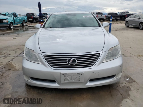 2008 Lexus LS 460 L with VIN JTHGL46F185024541, listed as a Copart auction lot 88857865 with 132,880 mi miles and Clean title. Bid and sale history available at DreamBid. Image 5.
