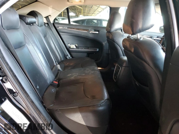 2019 Chrysler 300 Limited with VIN 2C3CCAEG3KH555818, listed as a Copart auction lot 49252595 with 71,876 mi miles and Salvage Title. Bid and sale history available at DreamBid. Image 10.