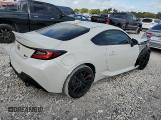 2022 Toyota GR86 Premium with VIN JF1ZNBF10N8757922, listed as a Copart auction lot 84236454 with 12,007 mi miles and Salvage Title. Bid and sale history available at carsss.com. Image 3.
