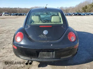 2007 Volkswagen New Beetle Coupe with VIN 3VWRW31CX7M514586, listed as a Copart auction lot 45674465 with 214,758 mi miles and Clean Title. Bid and sale history available at carsss.com. Image 6.