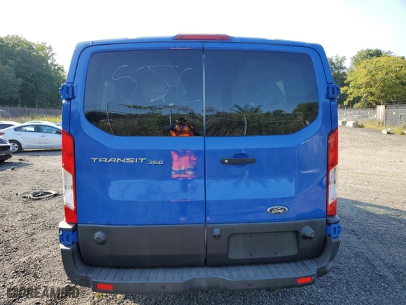 2019 Ford Transit Passenger Wagon XL with VIN 1FBZX2YM4KKA34847, listed as a Copart auction lot 70626634 with 202,888 mi miles and Clean Title. Bid and sale history available at carsss.com. Image 6.