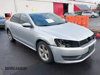 2012 Volkswagen Passat SE с VIN 1VWBP7A31CC049763, выставлен на аукционе IAAI как лот 41135187 с пробегом 188 966 миль миль и . История ставок и продаж доступна на DreamBid. Изображение 1.