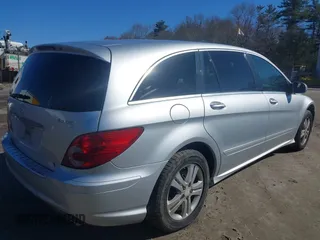 2009 Mercedes-Benz R 3.5L with VIN 4JGCB65E19A098277, listed as a IAAI auction lot 41999758 with 148,573 mi miles and . Bid and sale history available at DreamBid. Image 4.