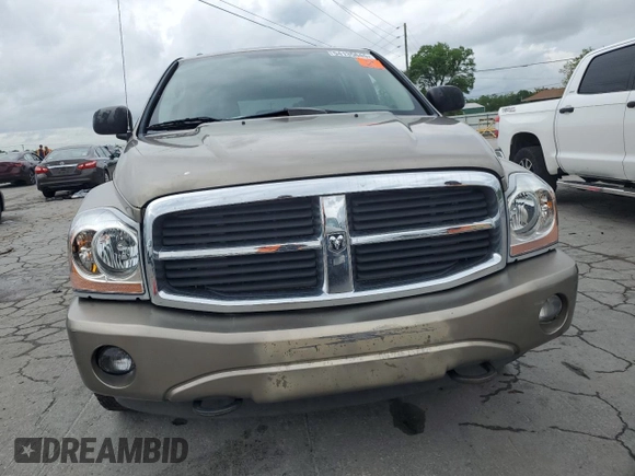 2004 Dodge Durango Limited with VIN 1D8HB58D34F145636, listed as a Copart auction lot 54135645 with 208,139 mi miles and Clean title. Bid and sale history available at DreamBid. Image 5.