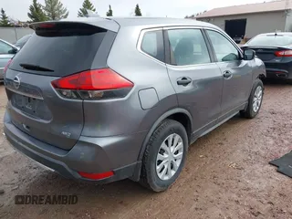 2017 Nissan Rogue SV with VIN KNMAT2MV4HP598576, listed as a IAAI auction lot 42061966 with 125,171 mi miles. Bid and sale history available at carsss.com. Image 4.