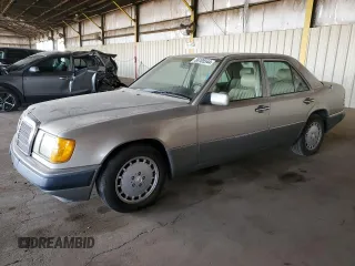 1990 Mercedes-Benz 300 with VIN WDBEA26D3LB134095, listed as a Copart auction lot 86105544 with 143,785 mi miles and Clean Title. Bid and sale history available at DreamBid. Image 1.