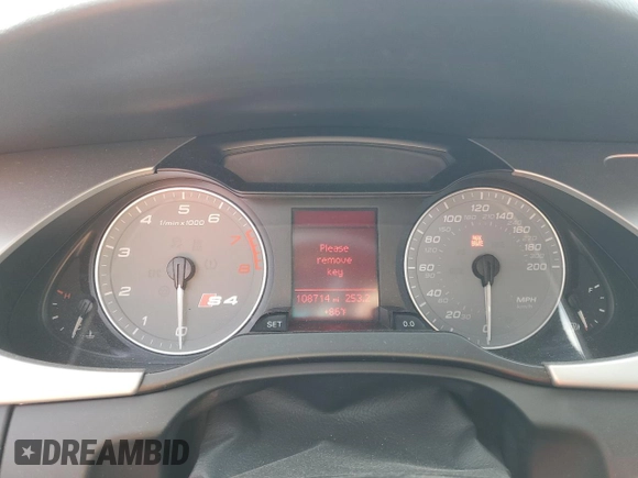 2012 Audi S4 Premium Plus z VIN WAUDGAFL2CA081941, wystawiony jako Copart lot #70385514 z przebiegiem 108 714 mil mil oraz Tytuł czysty. Historia ofert i sprzedaży dostępna na DreamBid. Obrazek 9.