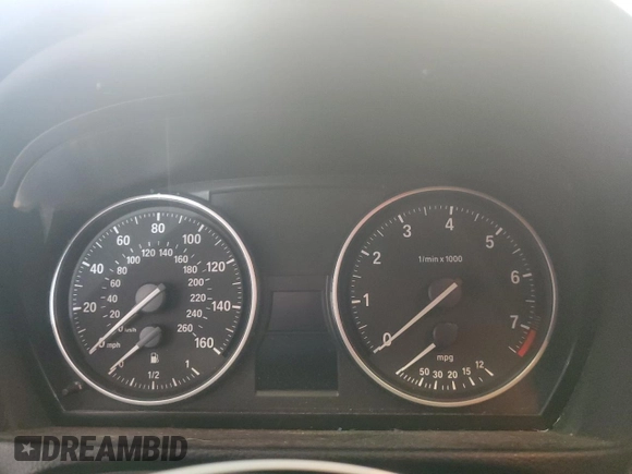 2011 BMW 3 Series 328i xDrive with VIN WBAUU3C52BA542628, listed as a Copart auction lot 71337384 with Not Provided miles and Salvage Title. Bid and sale history available at DreamBid. Image 8.
