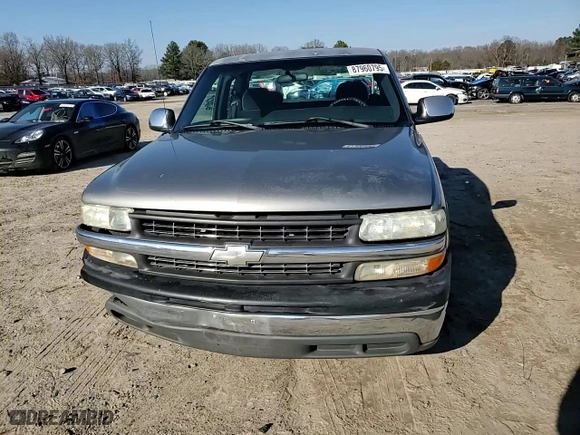 2000 Chevrolet Silverado 1500 LS with VIN 2GCEC19V5Y1371902, listed as a Copart auction lot 87960795 with 217,936 mi miles and Clean Title. Bid and sale history available at carsss.com. Image 11.