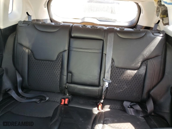 2018 Jeep Compass Latitude with VIN 3C4NJDBB8JT230690, listed as a Copart auction lot 68475984 with NaN miles and Salvage Title. Bid and sale history available at carsss.com. Image 10.
