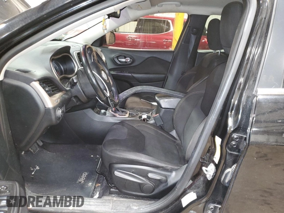 2017 Jeep Cherokee Latitude с VIN 1C4PJMCB8HW538079, выставлен на аукционе Copart как лот 52744675 с пробегом 143 844 миль миль и Списание • Salvage title. История ставок и продаж доступна на DreamBid. Изображение 7.