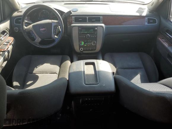 2013 GMC Yukon XL SLE with VIN 1GKS1HE01DR367170, listed as a Copart auction lot 73998264 with 157,375 mi miles and Salvage Title. Bid and sale history available at carsss.com. Image 8.