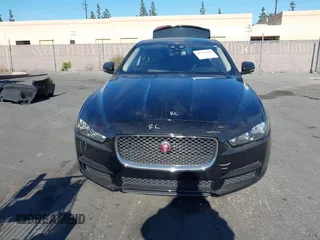2018 Jaguar XE 25t Premium with VIN SAJAD4FX9JCP29457, listed as a IAAI auction lot 41255109 with 38,419 mi miles. Bid and sale history available at carsss.com. Image 12.