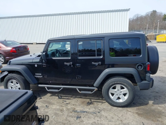 2017 Jeep Wrangler Unlimited Sport with VIN 1C4BJWDG4HL538582, listed as a IAAI auction lot 41921436 with 32,006 mi miles. Bid and sale history available at carsss.com. Image 15.
