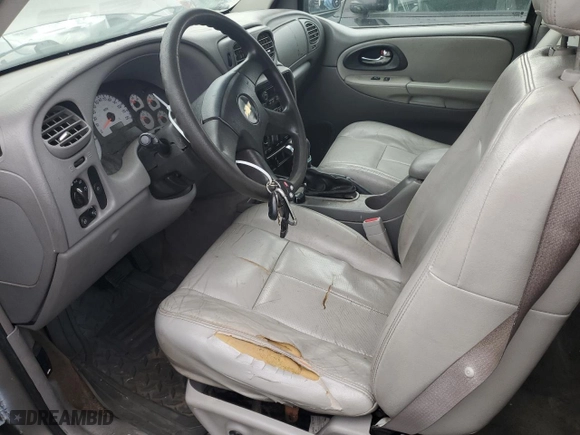 2005 Chevrolet TrailBlazer LS with VIN 1GNET16S256114329, listed as a Copart auction lot 85517214 with 193,759 mi miles and Salvage Title. Bid and sale history available at carsss.com. Image 7.