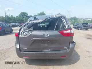 2017 Toyota Sienna XLE Auto Access Seat with VIN 5TDYZ3DC1HS778458, listed as a IAAI auction lot 42561524 with 113,960 mi miles and . Bid and sale history available at DreamBid. Image 17.