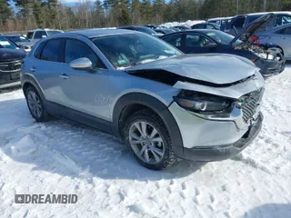 2021 Mazda CX-30 Select with VIN 3MVDMBBL5MM312843, listed as a IAAI auction lot 41629982 with 38,470 mi miles. Bid and sale history available at carsss.com. Image 1.