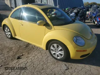 2009 Volkswagen New Beetle Coupe S with VIN 3VWRG31C29M517367, listed as a Copart auction lot 77846634 with 170,603 mi miles and Salvage Title. Bid and sale history available at carsss.com. Image 4.