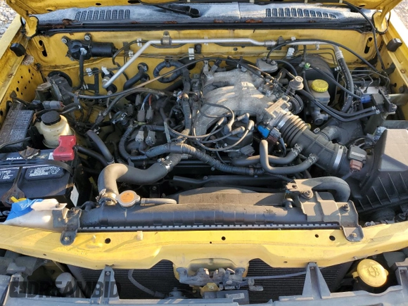 2003 Nissan Xterra XE with VIN 5N1ED28T83C665215, listed as a Copart auction lot 62614625 with 216,722 mi miles and Clean title. Bid and sale history available at DreamBid. Image 12.