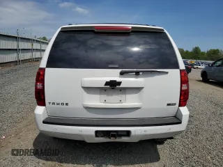 2008 Chevrolet Tahoe 3LT z VIN 1GNFK13068R145029, wystawiony jako Copart lot #55049795 z przebiegiem 167 835 mil mil oraz Szkoda całkowita • Salvage title. Historia ofert i sprzedaży dostępna na DreamBid. Obrazek 6.