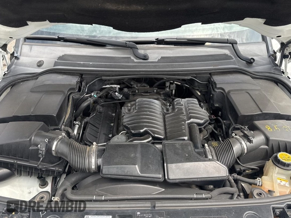 2013 Land Rover LR4 Lux with VIN SALAK2D46DA672743, listed as a Copart auction lot 60096085 with 146,478 mi miles and Clean title. Bid and sale history available at DreamBid. Image 7.