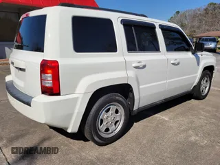 2010 Jeep Patriot Sport with VIN 1J4NT2GA7AD502905, listed as a IAAI auction lot 41705146 with 158,651 mi miles. Bid and sale history available at carsss.com. Image 4.