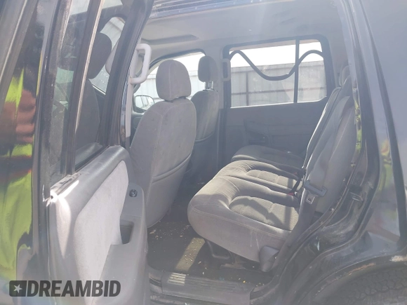 2005 Ford Explorer XLT с VIN 1FMZU73K85UB37300, выставлен на аукционе IAAI как лот 42341612 с пробегом 237 695 миль миль и . История ставок и продаж доступна на DreamBid. Изображение 8.