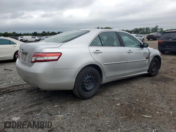 2010 Toyota Camry z VIN 4T1BF3EK1AU019732, wystawiony jako Copart lot #58469755 z przebiegiem 214 898 mil mil oraz Czysty tytuł • Clean title. Historia ofert i sprzedaży dostępna na DreamBid. Obrazek 3.