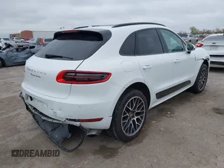 2016 Porsche Macan Turbo с VIN WP1AF2A59GLB94592, выставлен на аукционе IAAI как лот 41106599 с пробегом 94 837 миль миль и . История ставок и продаж доступна на DreamBid. Изображение 4.