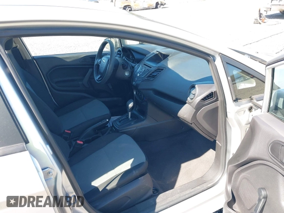 2017 Ford Fiesta S z VIN 3FADP4AJ4HM132253, wystawiony jako IAAI lot #42020157 z przebiegiem 70 942 mil mil oraz . Historia ofert i sprzedaży dostępna na DreamBid. Obrazek 5.