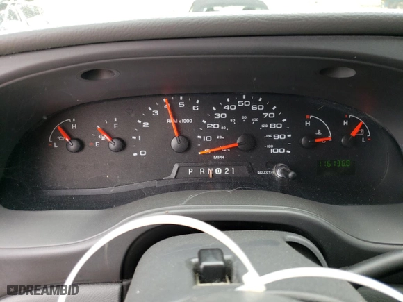 2004 Ford Econoline Wagon XL with VIN 1FBNE31L64HA33260, listed as a Copart auction lot 46142784 with 116,136 mi miles and Clean Title. Bid and sale history available at carsss.com. Image 9.