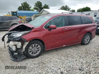 2022 Toyota Sienna XLE with VIN 5TDYRKEC4NS094847, listed as a Copart auction lot 56122125 with 65,680 mi miles and Salvage title. Bid and sale history available at DreamBid. Image 1.