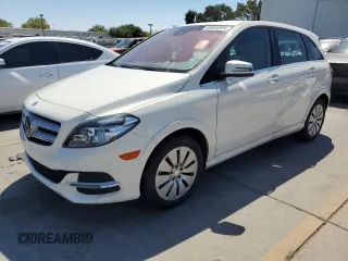 2017 Mercedes-Benz B Electric Drive with VIN WDDVP9ABXHJ015560, listed as a Copart auction lot 69035934 with 32,639 mi miles and Clean Title. Bid and sale history available at carsss.com. Image 1.