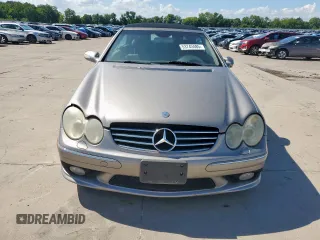 2005 Mercedes-Benz CLK 500 with VIN WDBTK75J75F147923, listed as a Copart auction lot 53743485 with 181,045 mi miles and Clean title. Bid and sale history available at DreamBid. Image 5.
