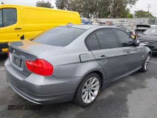 2011 BMW 3 Series 328i с VIN WBAPH5C59BA447948, выставлен на аукционе IAAI как лот 42791025 с пробегом 124 445 миль миль и . История ставок и продаж доступна на DreamBid. Изображение 4.