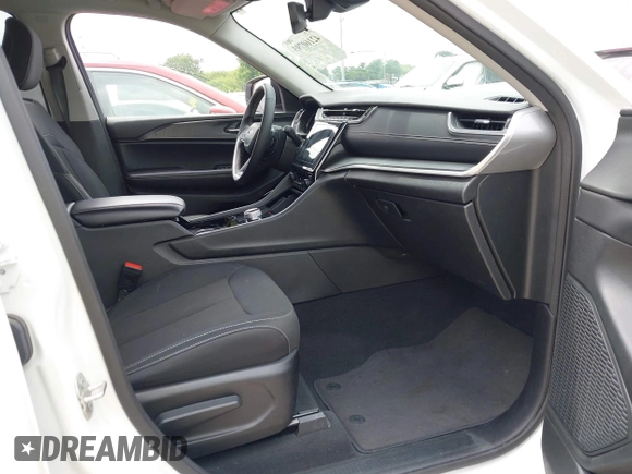 2023 Jeep Grand Cherokee Altitude with VIN 1C4RJKAG2P8886135, listed as a IAAI auction lot 42160793 with 53,719 mi miles and . Bid and sale history available at DreamBid. Image 5.