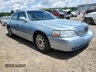2007 Lincoln Town Car Signature z VIN 1LNHM81V17Y612098, wystawiony jako Copart lot #54874515 z przebiegiem 243 252 mil mil oraz Szkody całkowita. Historia ofert i sprzedaży dostępna na DreamBid. Obrazek 4.