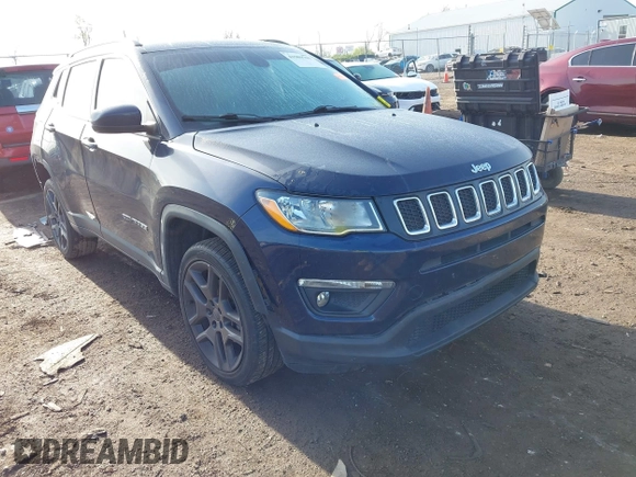 2018 Jeep Compass Altitude with VIN 3C4NJDBB5JT442950, listed as a IAAI auction lot 41989701 with 103,221 mi miles and . Bid and sale history available at carsss.com. Image 1.