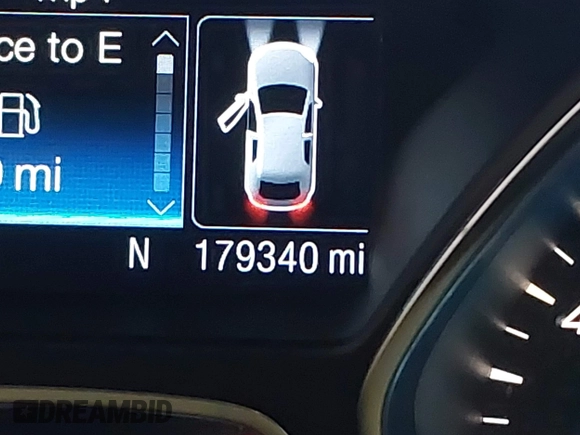 2016 Ford Escape Titanium with VIN 1FMCU9J9XGUC30596, listed as a IAAI auction lot 42024166 with 179,340 mi miles. Bid and sale history available at carsss.com. Image 15.
