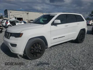 2022 Jeep Grand Cherokee Laredo X z VIN 1C4RJEAG3NC126596, wystawiony jako Copart lot #56849925 z przebiegiem 26 744 mil mil oraz Szkoda całkowita • Salvage title. Historia ofert i sprzedaży dostępna na DreamBid. Obrazek 1.
