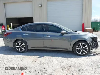 2018 Nissan Altima SR with VIN 1N4AL3AP6JC118424, listed as a IAAI auction lot 41697348 with 112,910 mi miles and . Bid and sale history available at carsss.com. Image 14.