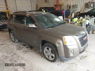 2012 GMC Terrain SLT-1 z VIN 2GKALUEK1C6390071, wystawiony jako IAAI lot #42349674 z przebiegiem 155 831 mil mil oraz . Historia ofert i sprzedaży dostępna na DreamBid. Obrazek 1.