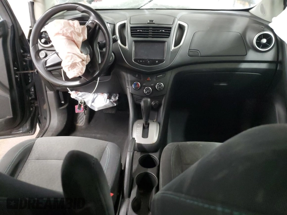 2015 Chevrolet Trax LS with VIN 3GNCJKSB8FL229999, listed as a Copart auction lot 45840835 with 109,423 mi miles and Salvage Title. Bid and sale history available at carsss.com. Image 8.