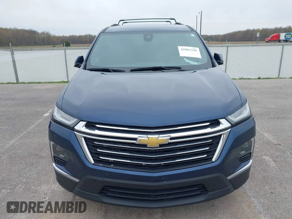 2023 Chevrolet Traverse LT z VIN 1GNEVHKW0PJ120044, wystawiony jako IAAI lot #42002348 z przebiegiem 48 795 mil mil oraz . Historia ofert i sprzedaży dostępna na DreamBid. Obrazek 12.