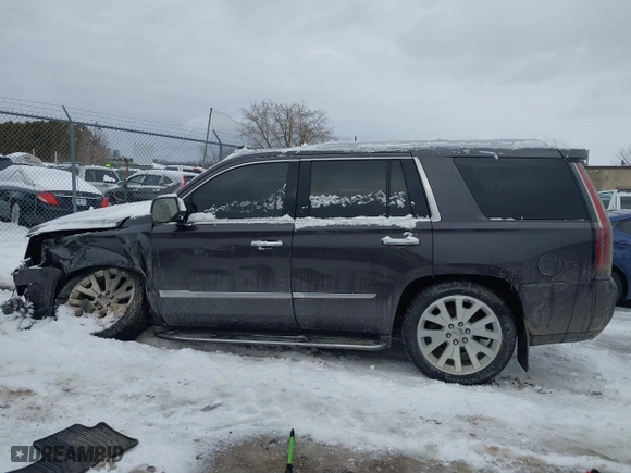 2016 Cadillac Escalade Luxury Collection with VIN 1GYS4BKJ2GR112460, listed as a IAAI auction lot 41498174 with 139,457 mi miles. Bid and sale history available at carsss.com. Image 15.
