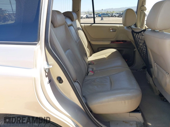 2006 Toyota Highlander z VIN JTEDW21AX60009120, wystawiony jako IAAI lot #41912964 z przebiegiem 304 205 mil mil oraz . Historia ofert i sprzedaży dostępna na DreamBid. Obrazek 8.